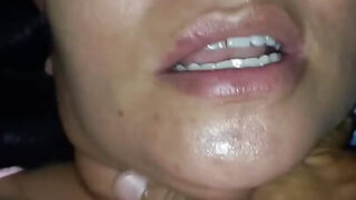 Salope latine mature amateur baisée dans le cul