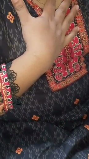 Jija na apni Sali ko sex ka bary sikhaya.   Clip 1