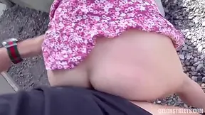 Gorgeous Redhead Babe Public Orgasm With Li Na And Arian Joy