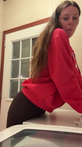 Using My Laundry Machine to Cum Hard