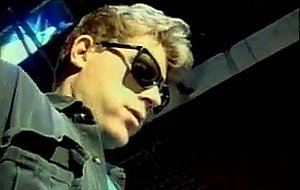 Vintage tranny gets an anal after sucking