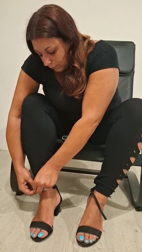 Stay ignored at my feet