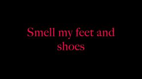 Mistress Isadora: Smell my feet and shoes