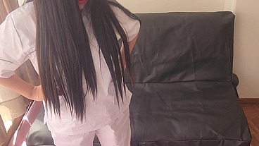 He likes to fuck the horny nurse, after a consultation she always wants cock (XVIDEOS RED)