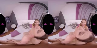 18VR-Anal Threesome With Stepsisters Renata Fox And Mishelle Klein