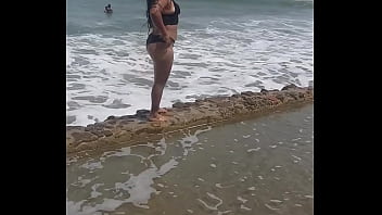 Disfrutando d la playa no se pierdan el final ya mi amigo nose aguanto