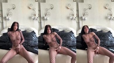can i jump on u? natural tits dildo riding tattooed girl gets stuffed alone