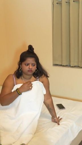 HOTEL MANAGER HAVING FUN WITH GIRL COSTUMER   Clip 2
