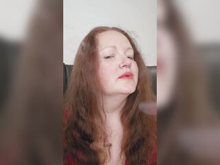 Foggy Lady in Red, vaping