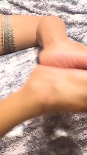 Hot Pinay MILF Gives Daddy a Footjob - Lexxi Wett