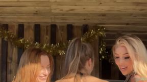 Film Porno @Spanking and #Blonde #Big Ass #Redhead #Sexy #Lesbian with @Mercedes Valentine Like & Share!
