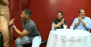 Stripper cummin on his face