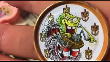 Kbezuko muestra su colecci&oacute_n de bob esponja