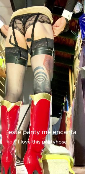 Cute Femboy Stretches Ass to Take Huge Dildo!