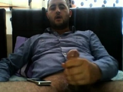 HORNY TURK CAM PHONE JACKOFF