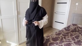 Turkish Khalifa with Big Tits Finds Pantyhose and Fucks Pussy with Fingers Oh Yeahbyk Memeli Trk