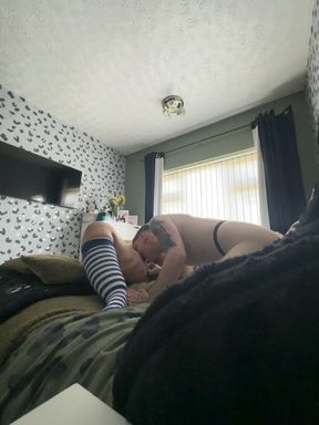 Dirty Talking BBW Wife in Striped Socks Has Her Pussy Eaten