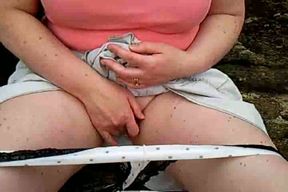 Chunky pale skin BBW mature wife masturbates on beach for me