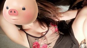 Halloween Piggy Girl Get Pleasure From Orgasm