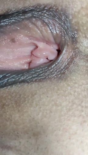 Fitnes MILF with Beautiful Holes