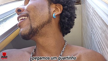 Novinha Rabuda Sozinha na Praia, Desenrolei no Papo e Acabei Levando no Hotel