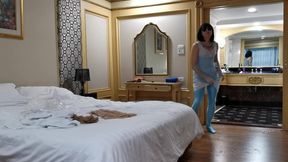 Sissy Slut Michelle Morning Wake-up in Bangkok Hotel and Web Show