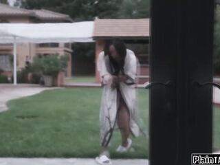 Dont u guys know that spiders will always eat their boyfrends