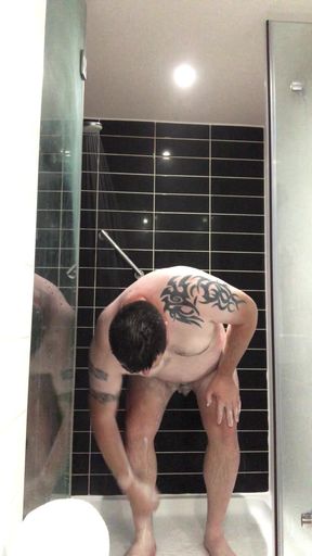 Chubby Guy Piss and Shower