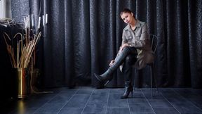 Officer Taking Boots Off (FULL HD) – Carrie