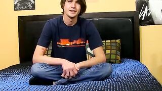 UNBELIEVABLE RELIEF! 20yo Twink Blows His Load in Epic Wank Session