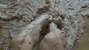 Crushing cake barefoot