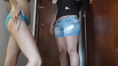 Swimsuit Delivery Girl Gets Nailed by Hot Customer after Bending Over
