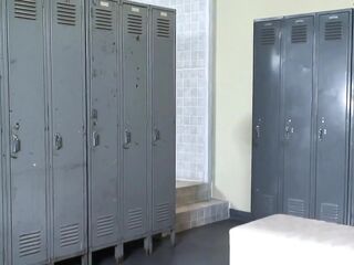 Kendra Secrets a mother I'd like to fuck with Brown Hair Gets Her Vagina Opened up