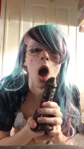 Slut gives a wet and Sloppy blowjob