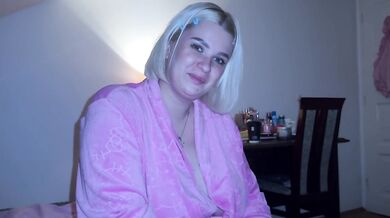 My Russian roommate let me Creampie her Ass