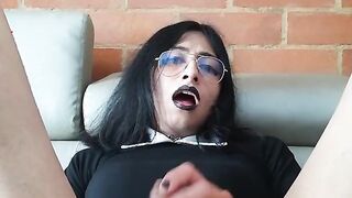 SISSY PLAYS WITH HER BUTT AND OUTGOING SPUNK UTTER