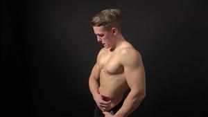 East Boys - Muscled goes in for loud sex