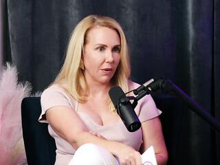 Kelly Holland Unfiltered: Career, Confidence & Conversations YOU Don’t Usually Hear