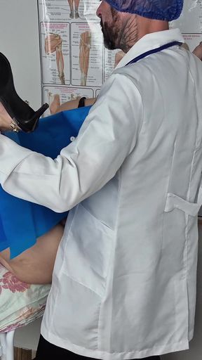 Fucked by an Intern at the Gynecologist!