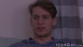 Tempting roommates Justin Dean and Zack Grayson have anal sex in their room
