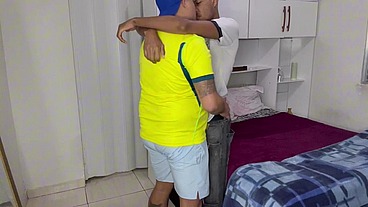 Brasileiro devolveu o Argentino pro maridão leitado, largo e marcado... ops ele que pediu