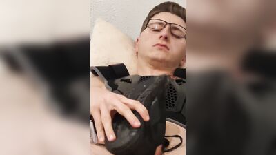 Nicely played in bed with my sneakers on the cock