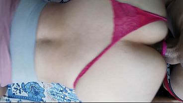 DACAMELA Q ESTA TEMBLANDO...MAS ME LA METIA