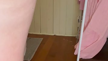 Busty girl with glasses try on her new dildo on cam
