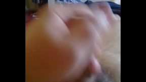 Batendo punheta no meu quarto sem gozada