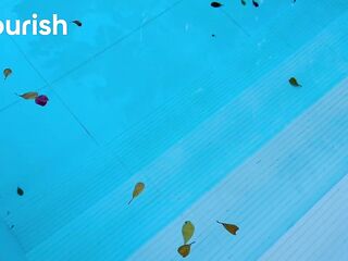 Anna Kovachenko gives MrFlourish three Day Resort