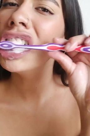 Teeth Brushing with Creamy Cum