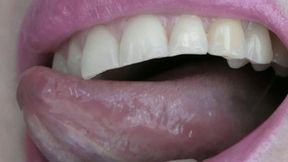 My teeth bite the gummy bears hard and sharp WMV HD 720p