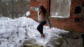 I STEPPED INTO A MYSTERIOUS LIQUID IN AN ABANDONED PLACE… It WOULDN'T LET GO OF MY FEET!