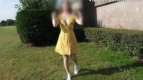 Hot brunette flashing no panties in upskirt video!